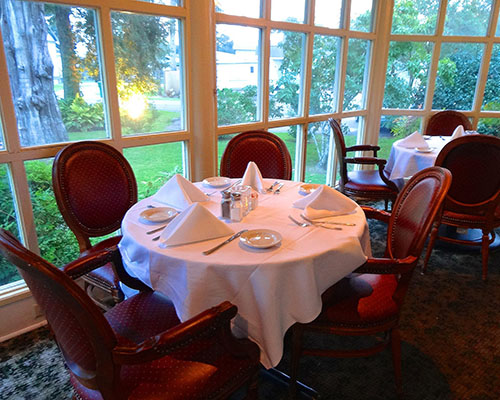 photo: inside Nash's Restaurant
